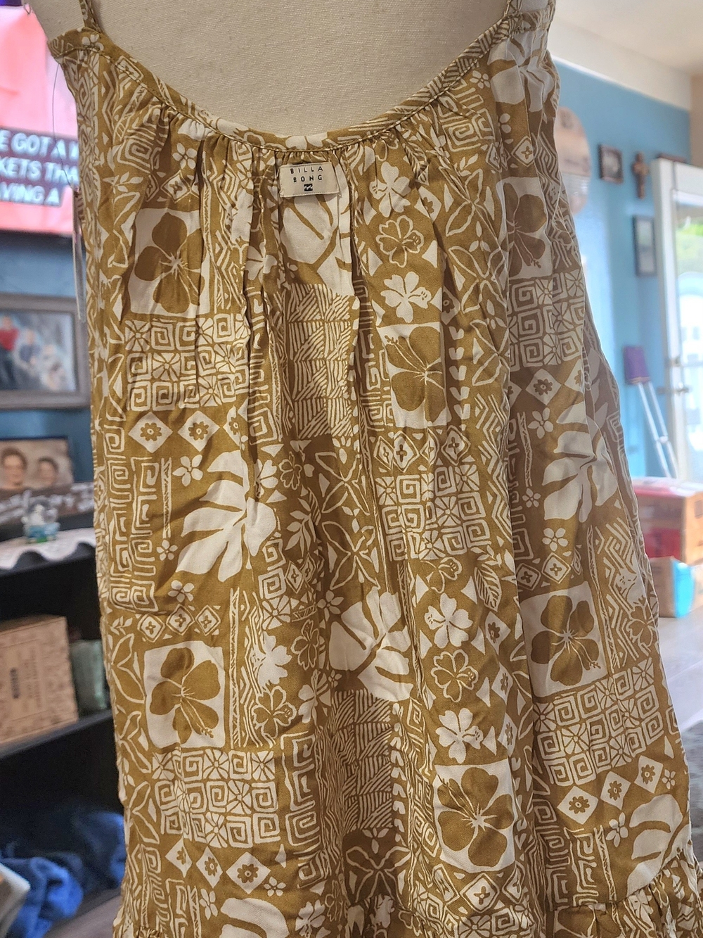 Billabong Women's Mustard Floral Print Dress Sz XSM NWT Aloha